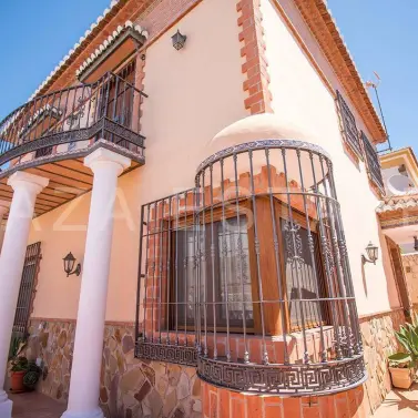 Sale of detached villa in Nerja