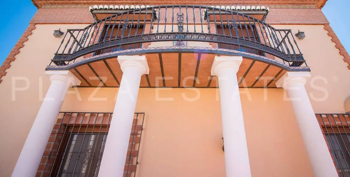 Sale of detached villa in Nerja 2