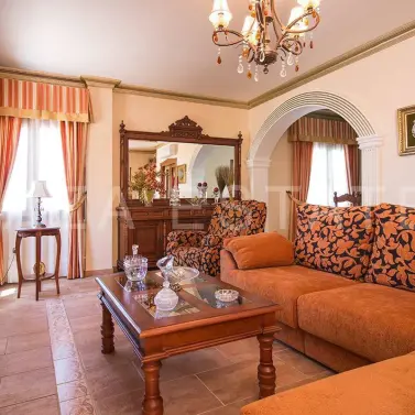 Sale of detached villa in Nerja