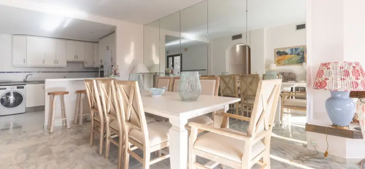 Sale of penthouse duplex in Elviria 4