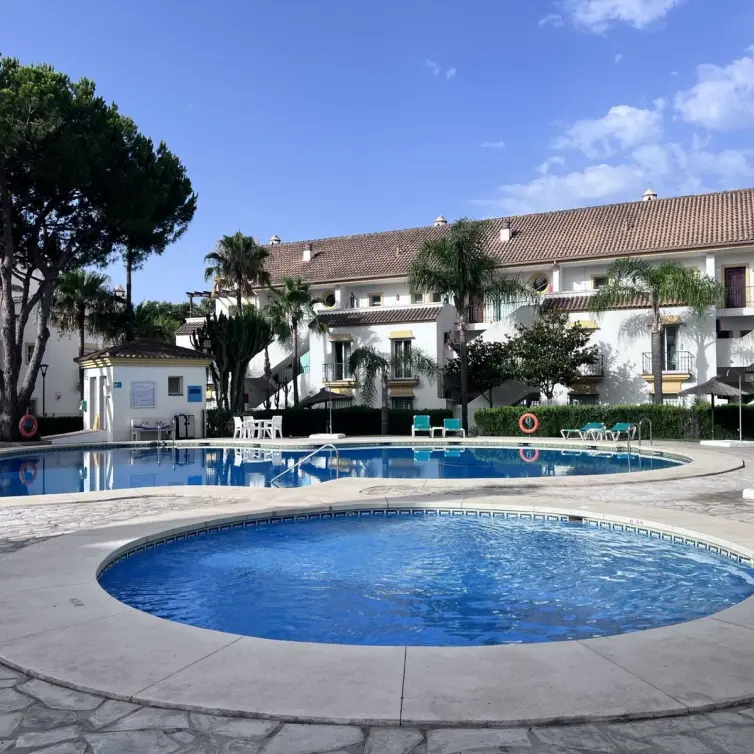 Sale of penthouse duplex in Las Chapas
