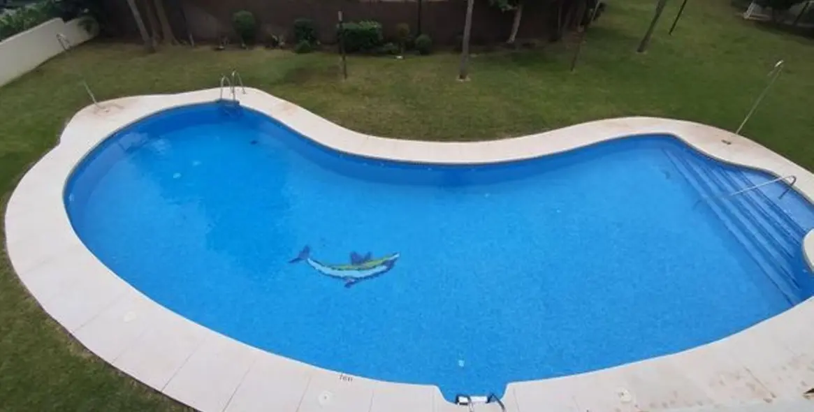 Продажа апартаментов на среднем этаже в Benalmadena Costa 26