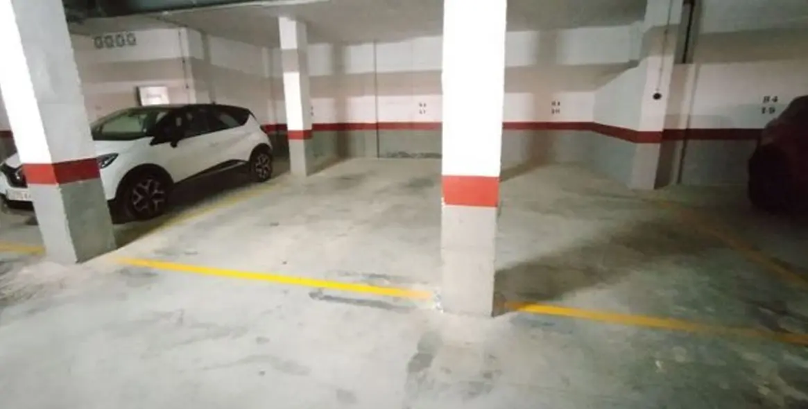 Продажа апартаментов на среднем этаже в Benalmadena Costa 28