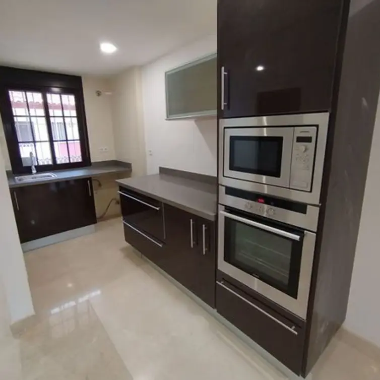 Sale of middle floor apartment in Benalmadena Costa
