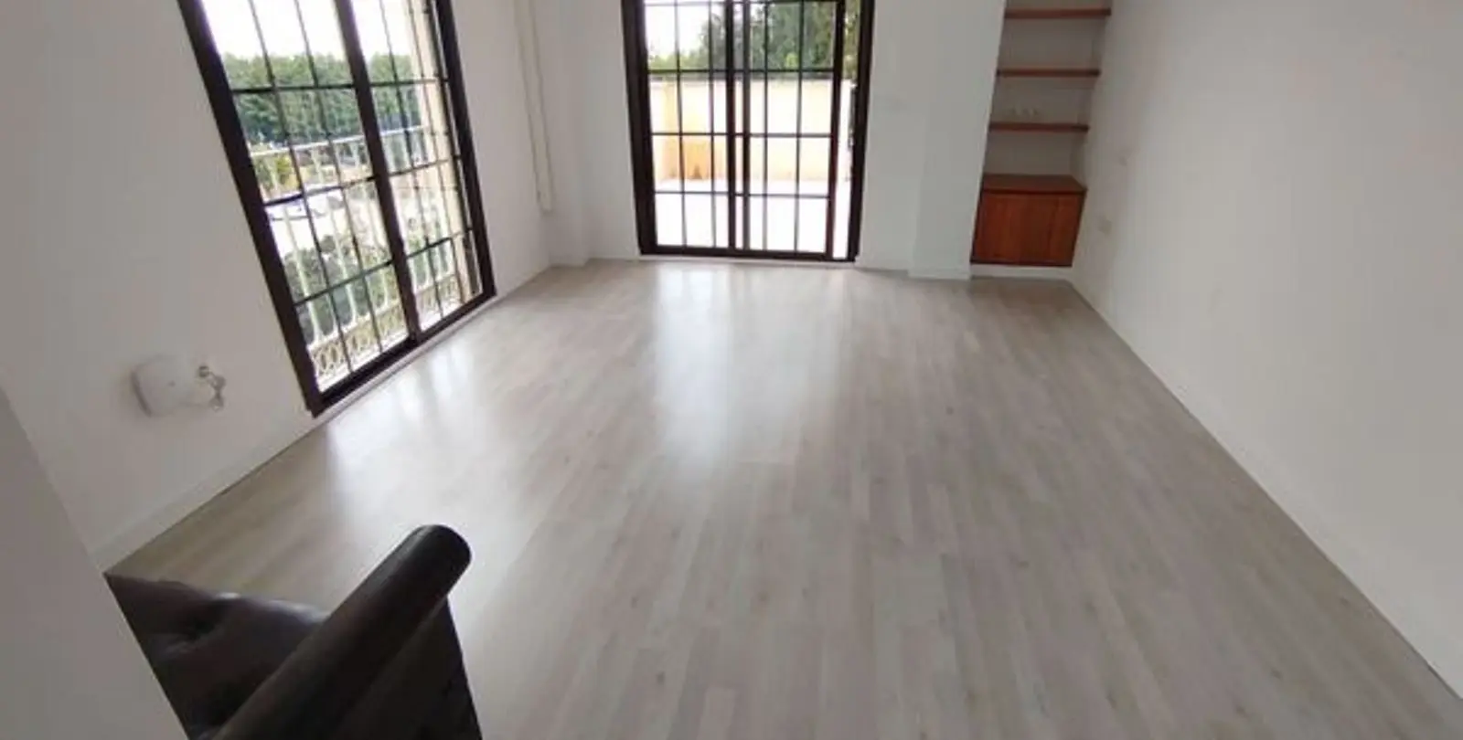 Sale of middle floor apartment in Benalmadena Costa 17