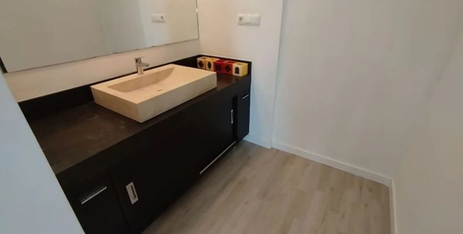 Sale of middle floor apartment in Benalmadena Costa 21