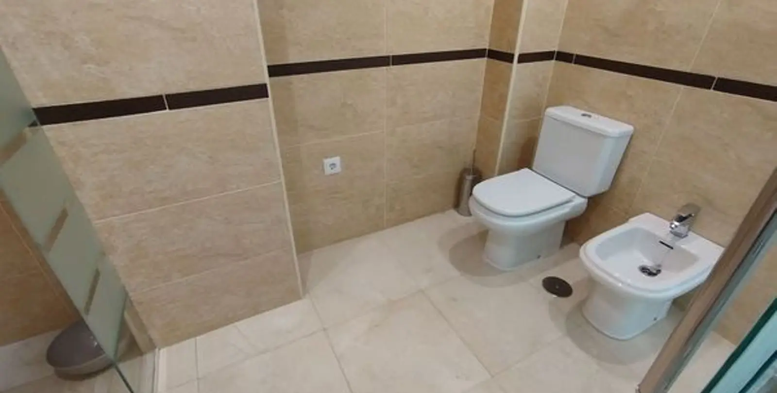 Sale of middle floor apartment in Benalmadena Costa 23