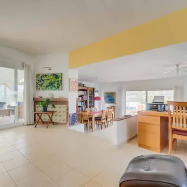 Sale of detached villa in Sierrezuela