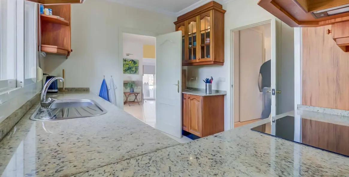 Sale of detached villa in Sierrezuela 21