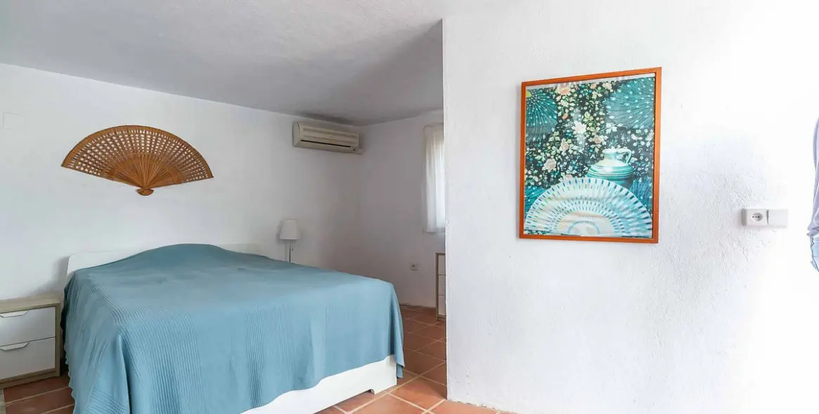 Sale of detached villa in Sierrezuela 49