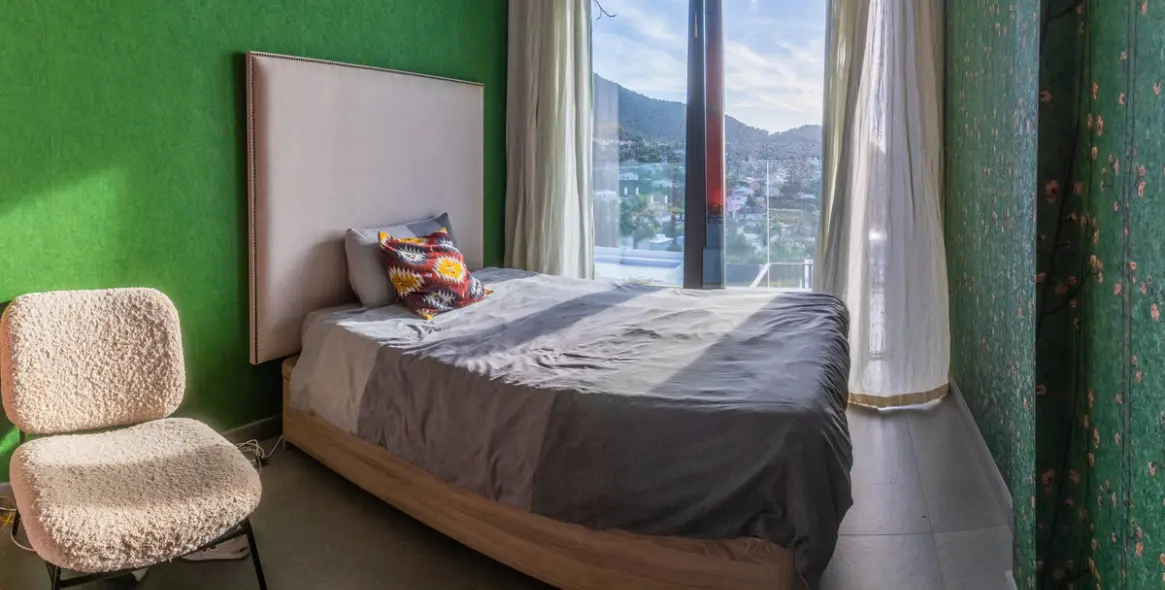 Продажа  отдельно стоящей виллы в Mijas 25