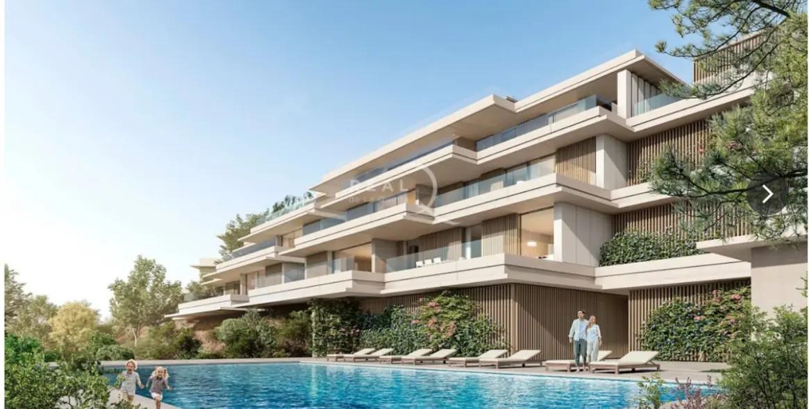 Sale of middle floor apartment in La Quinta 5