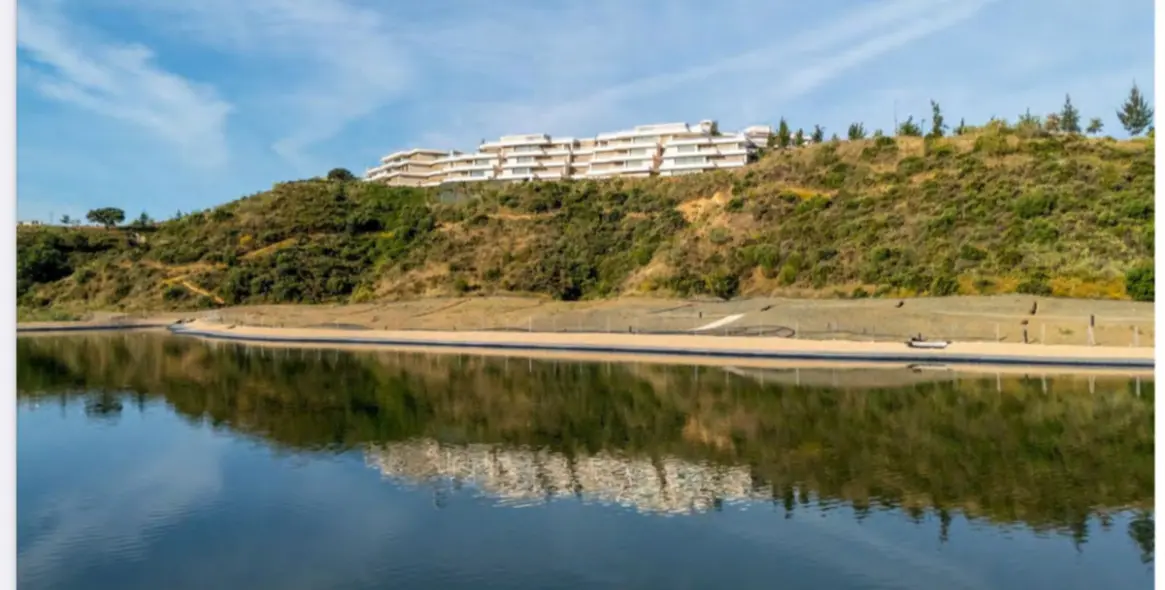 Sale of middle floor apartment in La Quinta 6