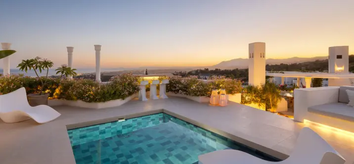 Продажа пентхауса в The Golden Mile 0