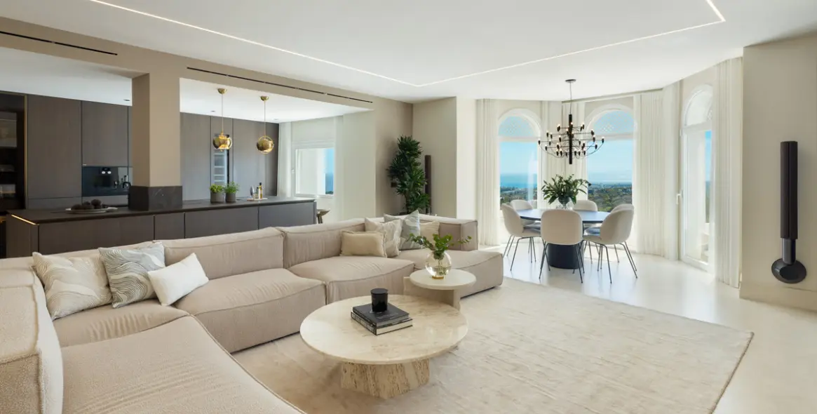 Продажа пентхауса в The Golden Mile 2