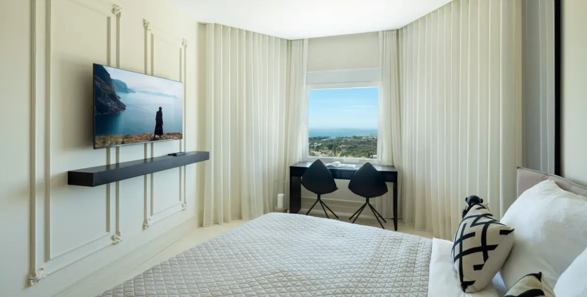 Продажа пентхауса в The Golden Mile 20