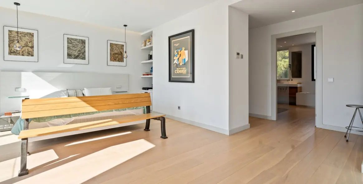 Продажа  отдельно стоящей виллы в El Madroñal 42