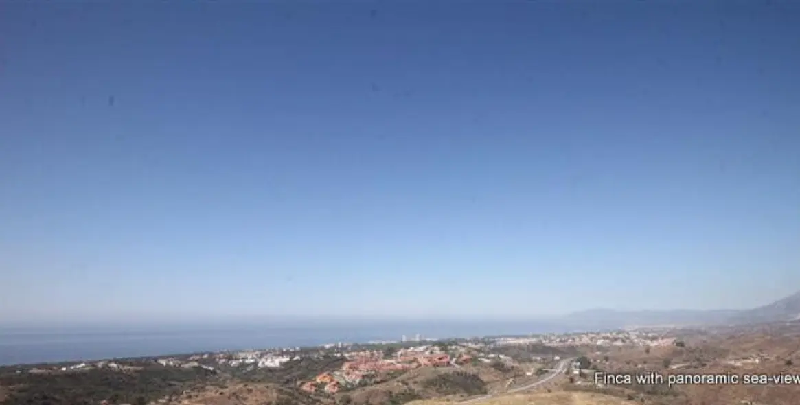 Продажа  жилого участка в Marbella 1