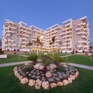 Продажа апартаментов на среднем этаже в Nueva Andalucía