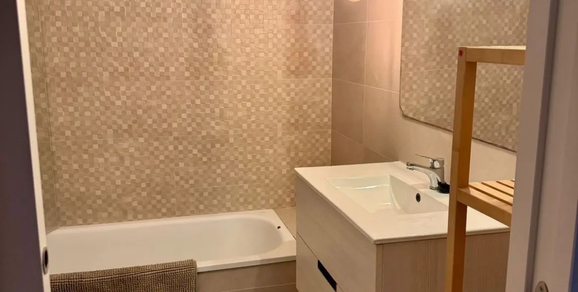 Продажа апартаментов на среднем этаже в Nueva Andalucía 14