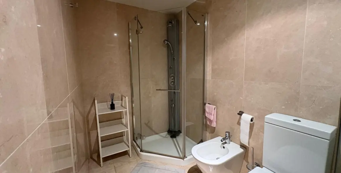 Продажа апартаментов на среднем этаже в Nueva Andalucía 18