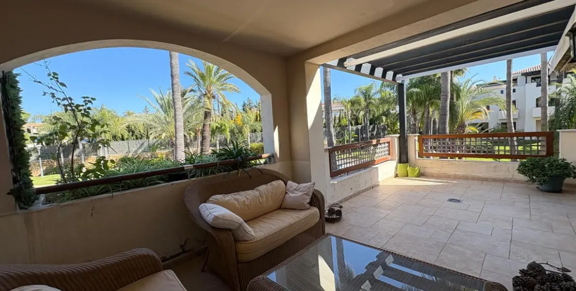 Продажа апартаментов на среднем этаже в Nueva Andalucía 20