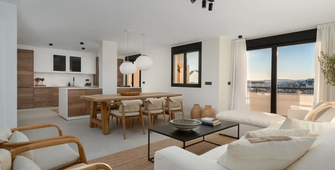 Sale of penthouse duplex in Torrequebrada 8