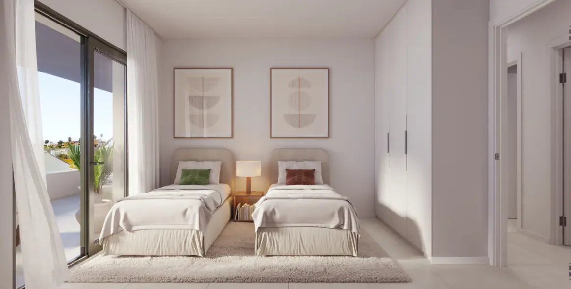 Sale of ground floor apartment in Fuengirola 2