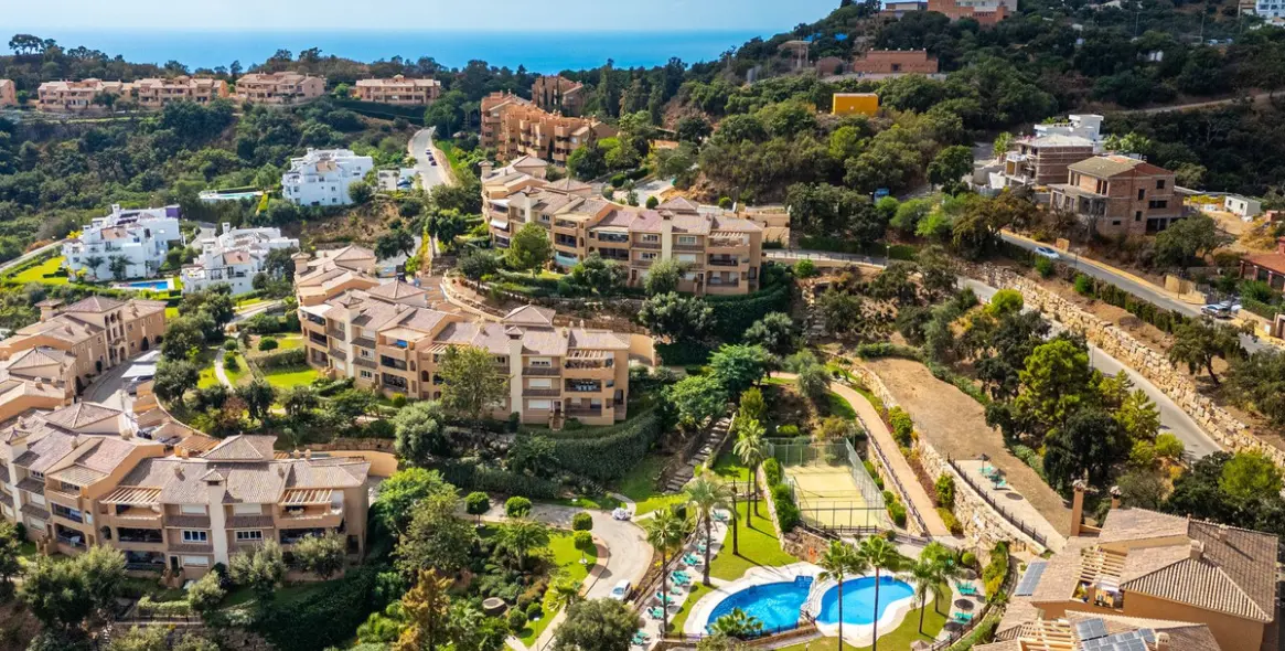 Продажа апартаментов на среднем этаже в La Mairena 9