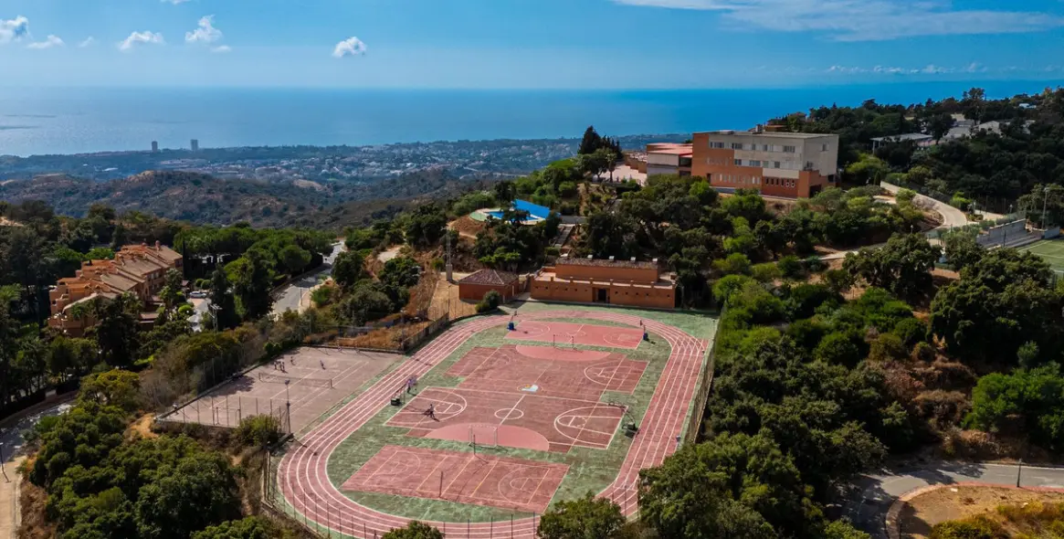 Продажа апартаментов на среднем этаже в La Mairena 13