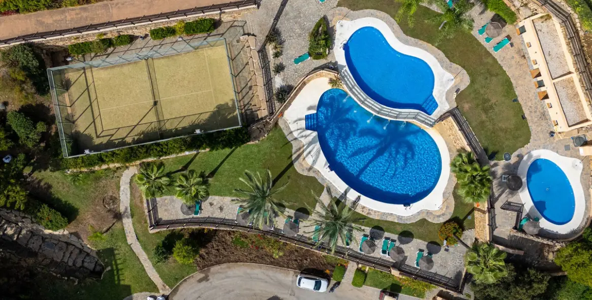 Продажа апартаментов на среднем этаже в La Mairena 16