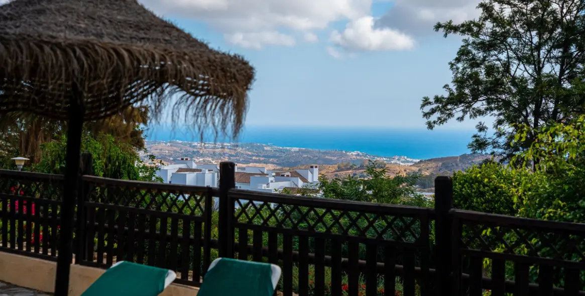 Продажа апартаментов на среднем этаже в La Mairena 19