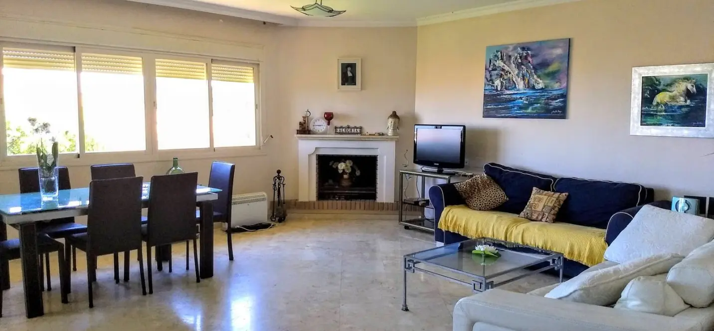Venta de apartamento en planta media en La Mairena 2
