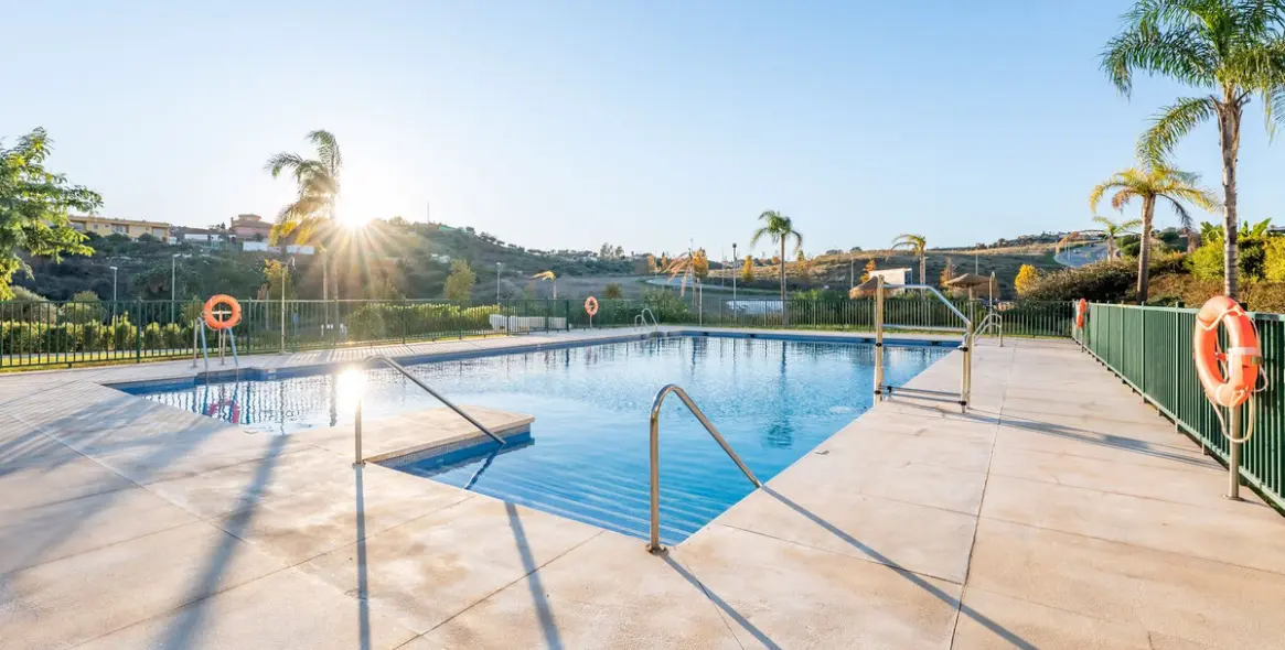 Продажа апартаментов на среднем этаже в La Cala Golf 3