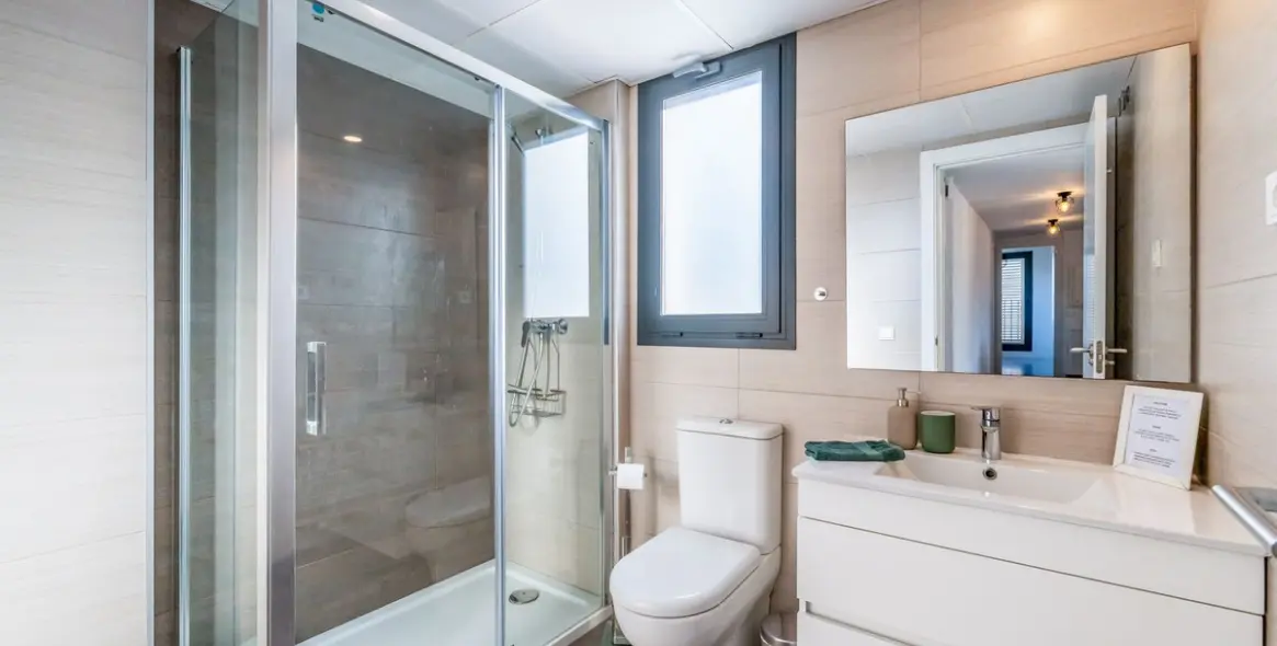 Продажа апартаментов на среднем этаже в La Cala Golf 6