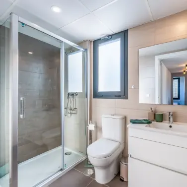 Sale of middle floor apartment in La Cala Golf