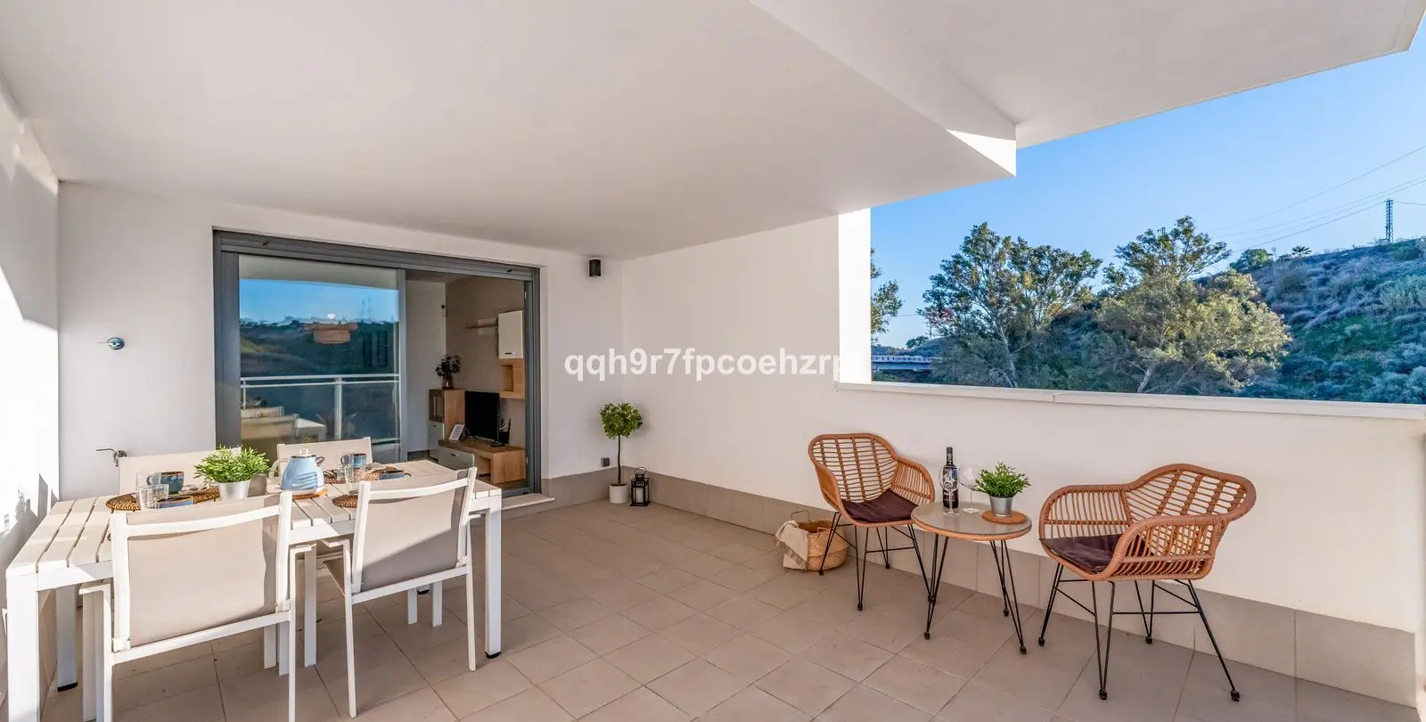 Sale of middle floor apartment in La Cala de Mijas 1