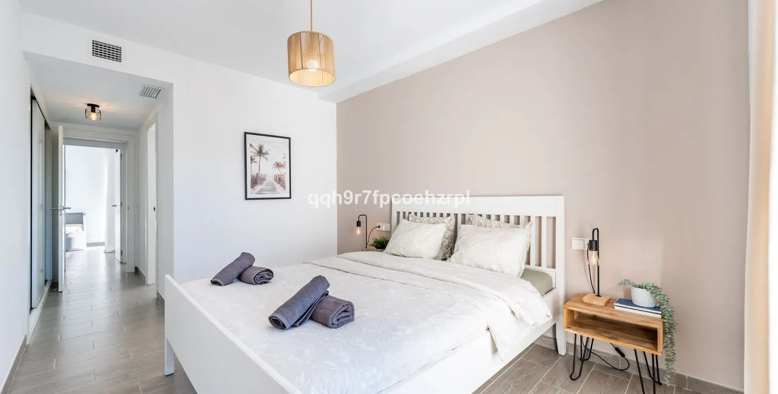 Sale of middle floor apartment in La Cala de Mijas 4