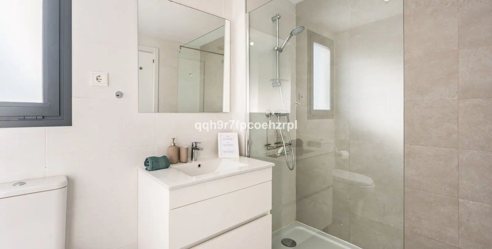 Sale of middle floor apartment in La Cala de Mijas 6