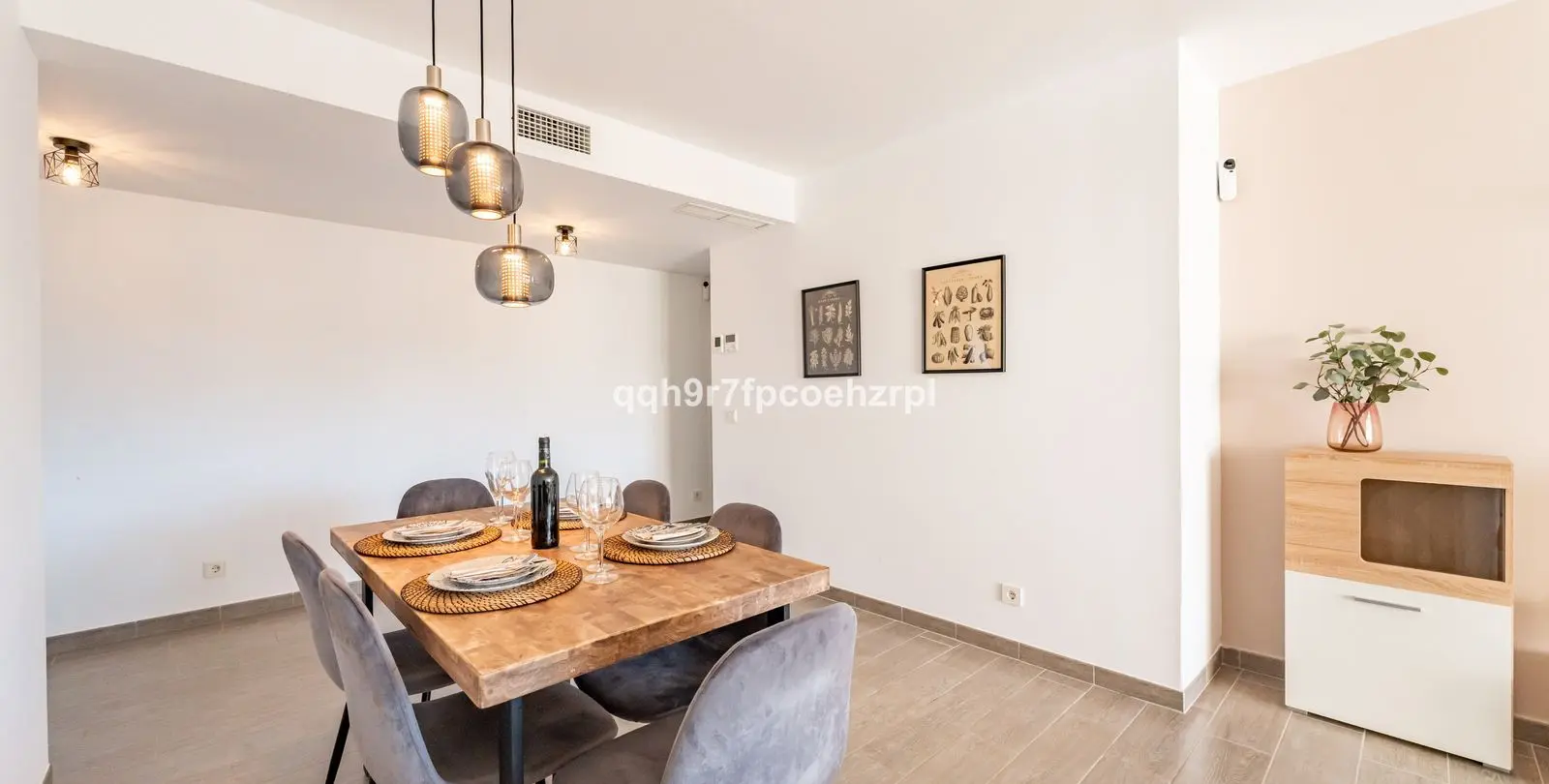 Sale of middle floor apartment in La Cala de Mijas 12