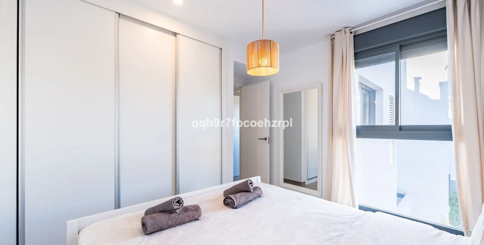 Sale of middle floor apartment in La Cala de Mijas 22