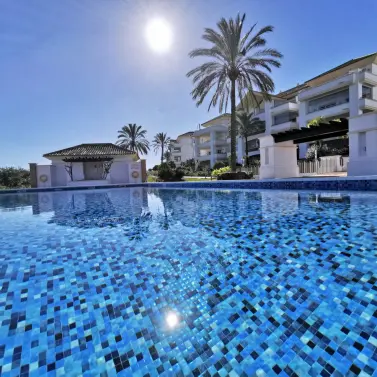 Sale of middle floor apartment in La Cala Golf