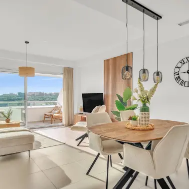 Продажа апартаментов на среднем этаже в Cancelada