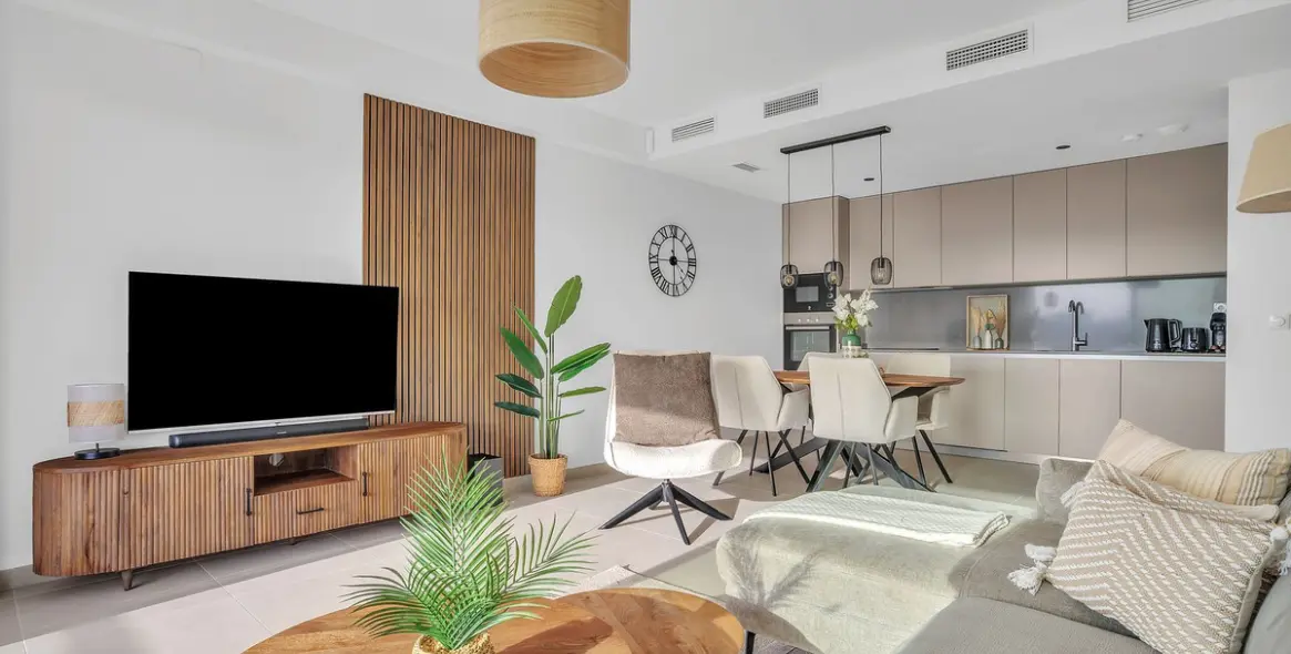 Продажа апартаментов на среднем этаже в Cancelada 6