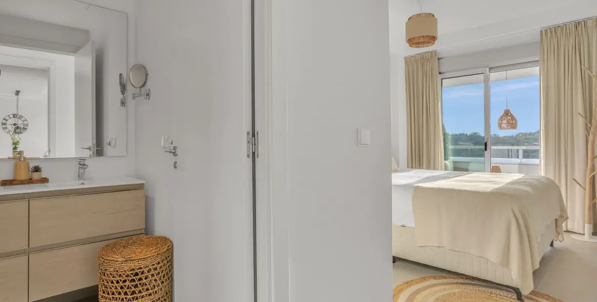 Продажа апартаментов на среднем этаже в Cancelada 13