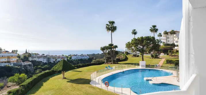 Продажа апартаментов на среднем этаже в Calahonda 0