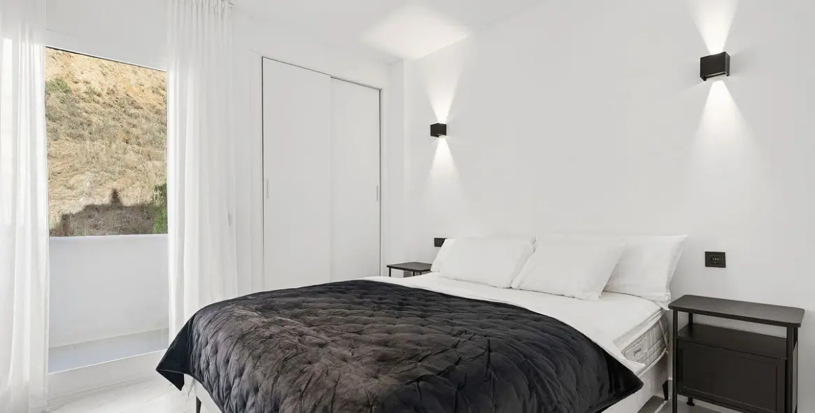 Продажа апартаментов на среднем этаже в Calahonda 15