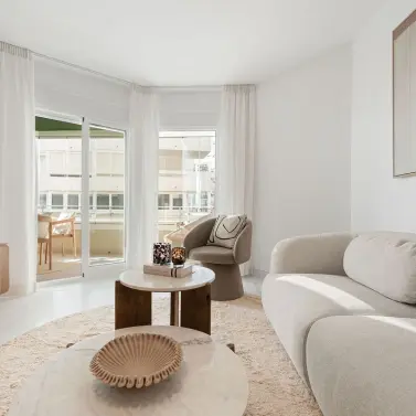 Продажа апартаментов на среднем этаже в Marbella