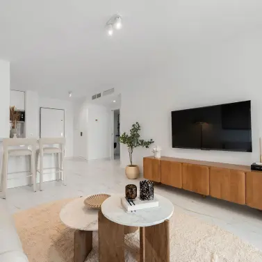 Продажа апартаментов на среднем этаже в Marbella