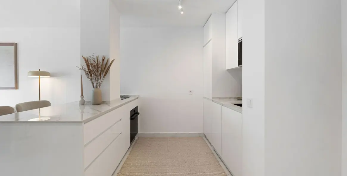 Продажа апартаментов на среднем этаже в Marbella 8